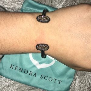 Kendra Scott bracelet